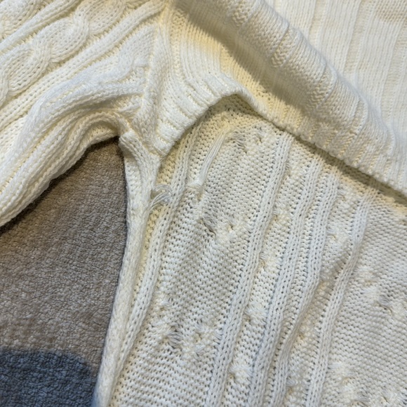 PrettyLittleThing Long Sleeve Sweater Dress - Picture 11 of 11